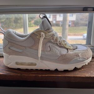 Women Nike Air-Max Vintage Sneaker